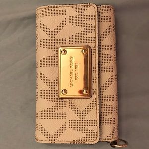 Michael Kors phone wallet